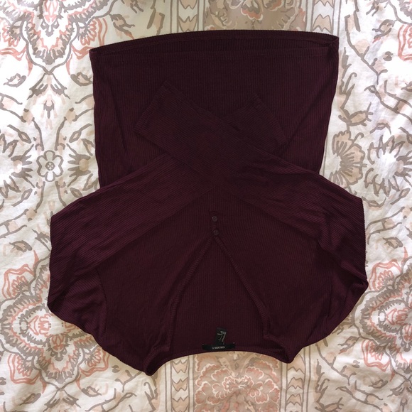 Forever 21 Deep V-Neck Long Sleeve - Picture 4 of 4